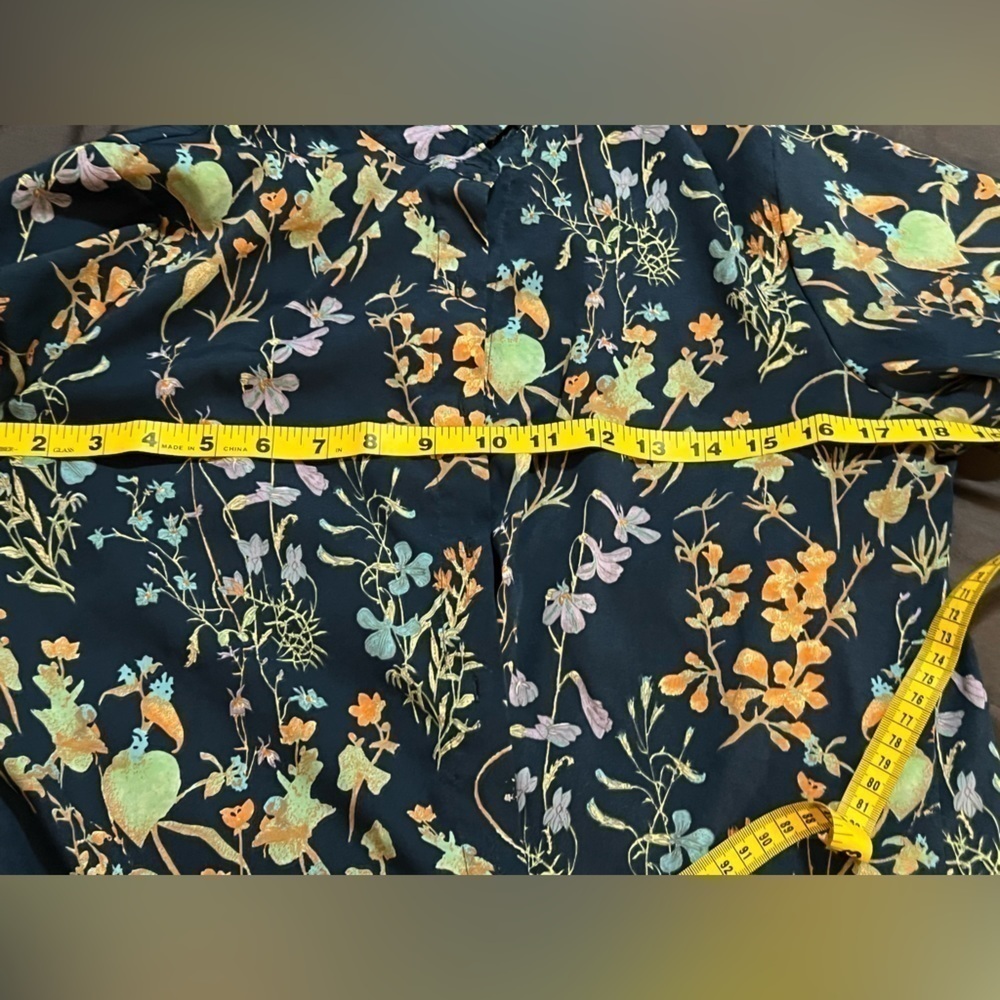 Sugarhill floral Button down top size 6 - Picture 4 of 6